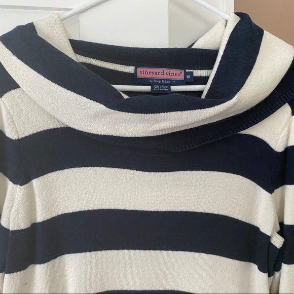 Vineyard Vines Sweater Dress - Picture 2 of 4